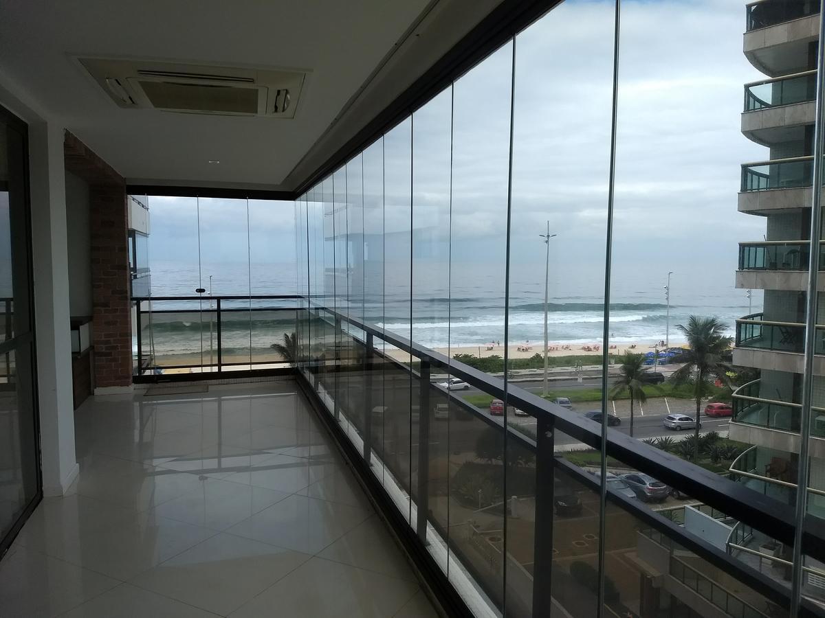 Apartamento Na Av Lucio Costa! Apartamento *
